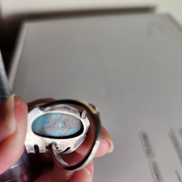 Vintage Native American Sterling Silver Turquoise Ring Size 4 Handcrafted - Picture 2 of 3